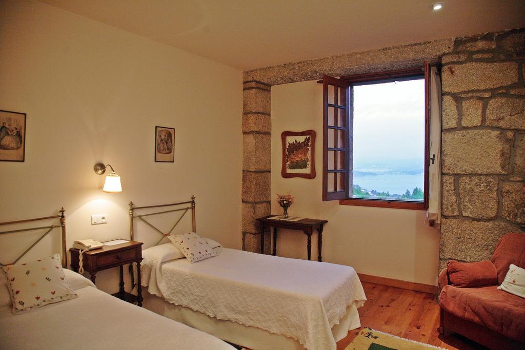 Hostal A Bouza Samieira Habitación foto
